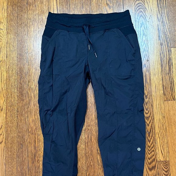 lululemon athletica Pants - SOLD  Lululemon Black Tapered Lightweight Dance Studio Pants  Women's Sz 10